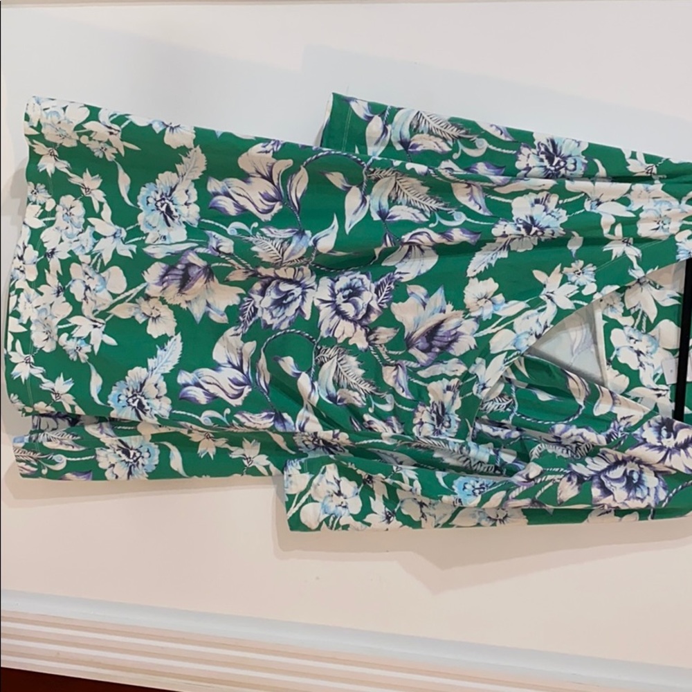 Dress flowers